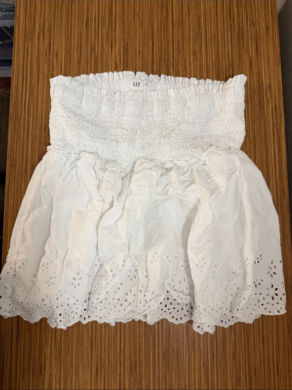 GAP White Mini Skirt B16